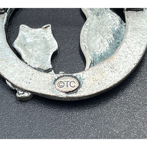 TC Ghost Crossing Halloween Spooky Ghost Cat Orange Brooch - Picture 4 of 7